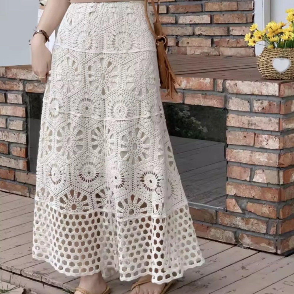 Crochet floral skirt cream Elegant Cream Crochet Skirt